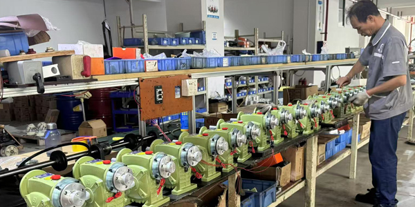 蝸輪減速機(jī)在物流輸送線中的關(guān)鍵作用是什么？