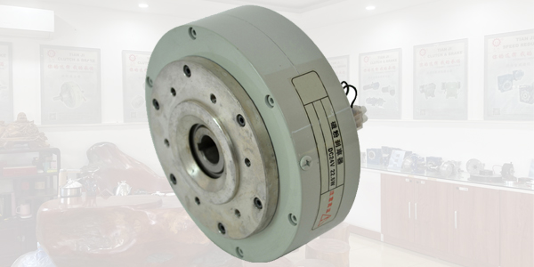 磁粉制動器和傳統制動器性能對比詳解 磁粉制動器和傳統制動器性能對比詳解