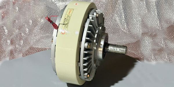 潮濕環(huán)境下磁粉制動(dòng)器能否穩(wěn)定運(yùn)行？