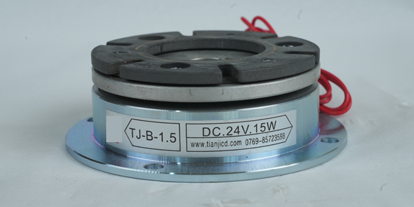 電磁制動(dòng)器為何是收放卷機(jī)械剎車的選擇？