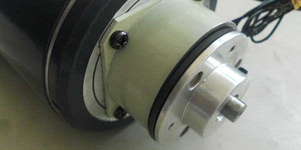 工業(yè)機(jī)器人電磁制動(dòng)器：選購時(shí)需要注意哪些問題？